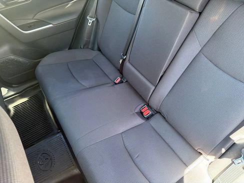 Used 2025 Toyota RAV4 LE AWD/4WD image 15