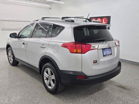 Used 2015 Toyota RAV4 XLE FWD image 5