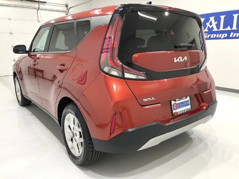 Used 2023 Kia Soul S FWD image 14