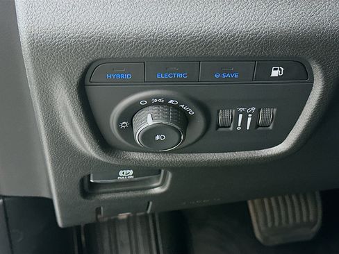 Used 2022 Jeep Grand Cherokee Limited 4xe AWD/4WD image 16