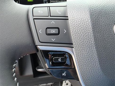 Certified 2026 Toyota Camry SE image 25