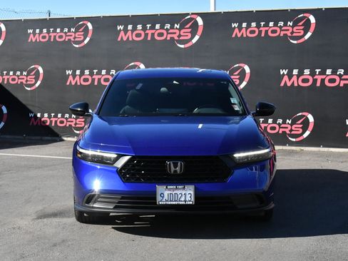 Used 2023 Honda Accord Sport image 2