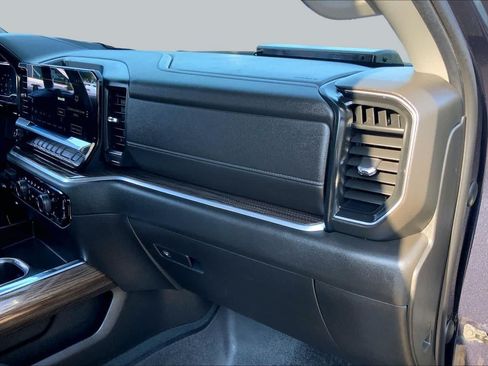 Used 2022 Chevrolet Silverado 1500 RST w/ Texas Edition Plus AWD/4WD image 19