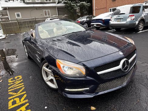 Used 2013 Mercedes-Benz SL 550 image 4