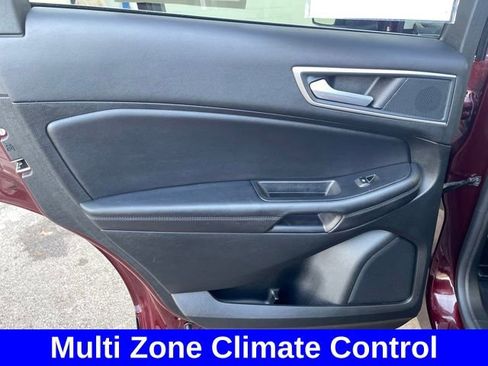 Used 2024 Ford Edge SEL w/ Convenience Package image 29