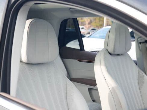 Certified 2023 Mercedes-Benz EQS 580 4MATIC SUV image 22