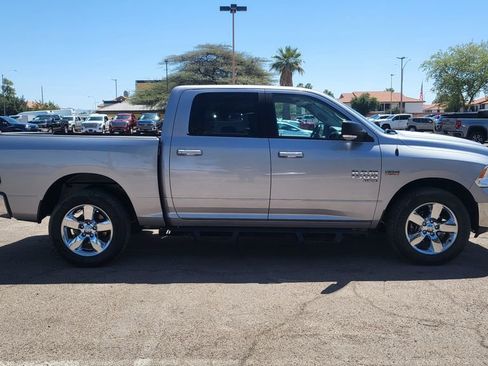 Used 2019 RAM 1500 Lone Star AWD/4WD image 10