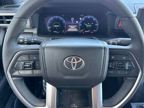 Certified 2026 Toyota Tacoma TRD Sport AWD/4WD image 22