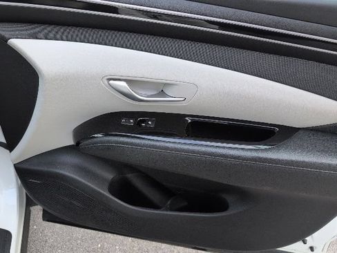 Used 2023 Hyundai Tucson Limited FWD image 10