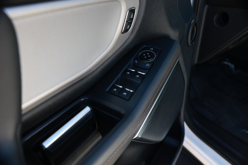Used 2025 Ford Expedition Active RWD image 20