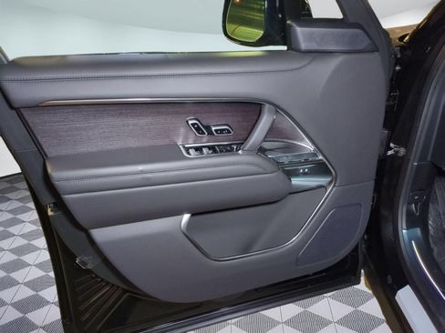 New 2026 Land Rover Range Rover SE AWD/4WD image 11