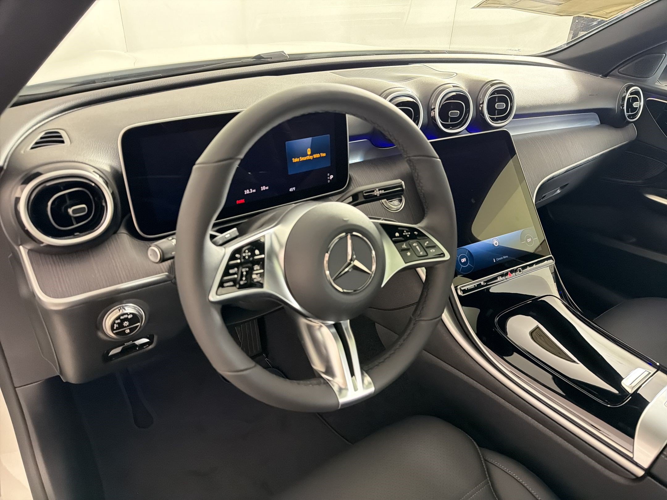 Used 2026 Mercedes-Benz C 300 4MATIC Sedan image 4