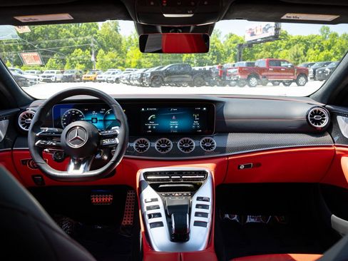 Used 2022 Mercedes-Benz AMG GT 43 image 38