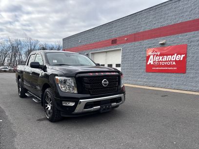 Used 2021 Nissan Titan SV w/ SV Convenience Package