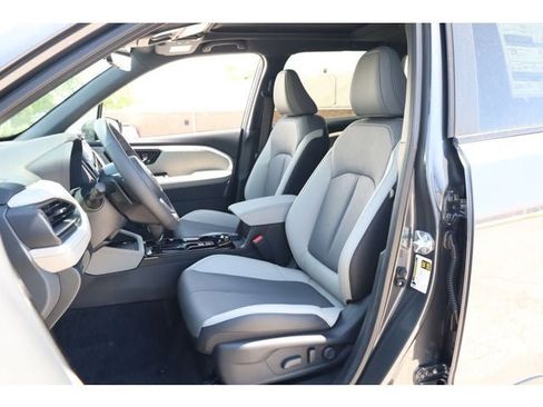 New 2026 Subaru Forester Limited AWD/4WD image 32