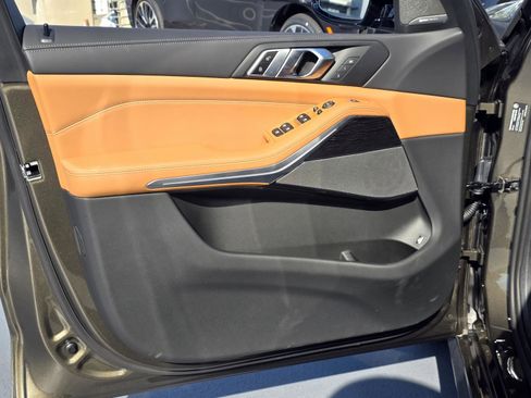 New 2026 BMW X5 xDrive50e w/ Executive Package image 11