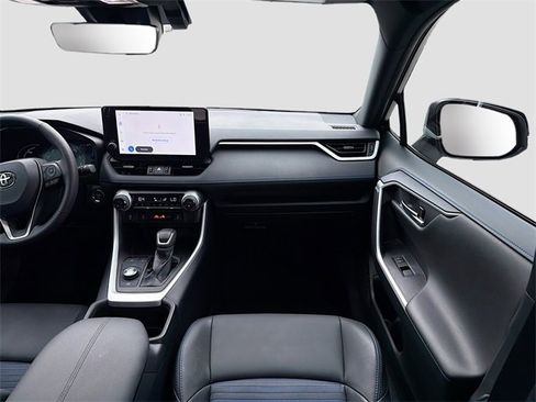 Used 2024 Toyota RAV4 XSE image 18