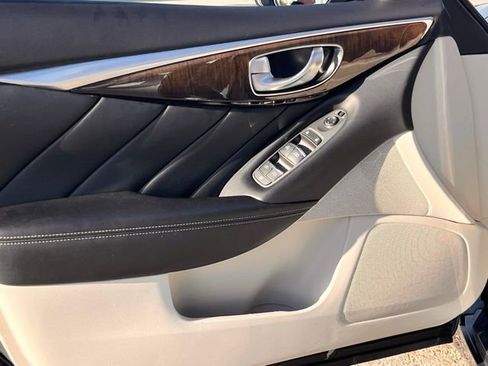 Certified 2019 INFINITI Q50 Luxe w/ Essential Package (3.0T Luxe) image 11