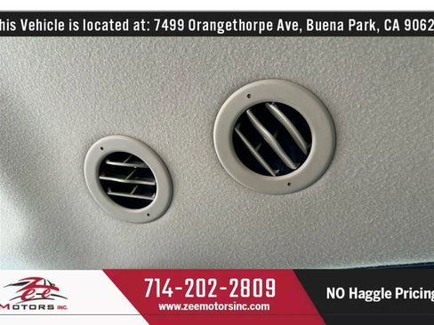 Used 2004 Chevrolet Tahoe LT w/ LT Preferred Equipment Group image 32