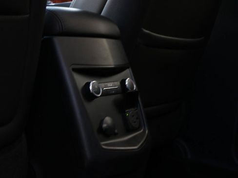 Used 2019 Lincoln MKT AWD image 37