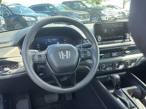Used 2024 Honda Accord EX image 13