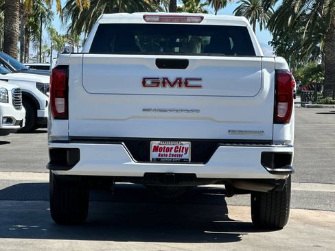 Certified 2022 GMC Sierra 1500 Elevation RWD image 5