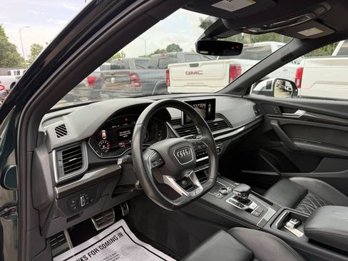 Used 2018 Audi SQ5 Premium Plus w/ S Sport Package AWD/4WD image 6