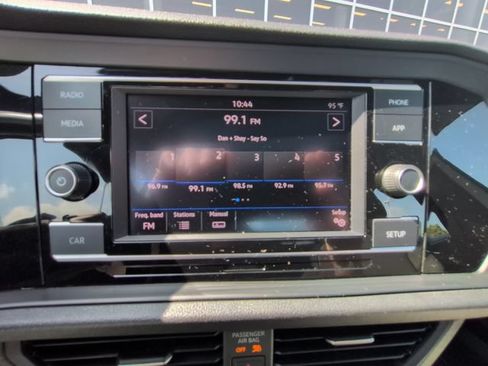 Used 2019 Volkswagen Jetta R-Line FWD image 29