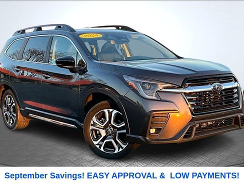 Used 2024 Subaru Ascent Limited w/ Technology Package AWD/4WD image 3