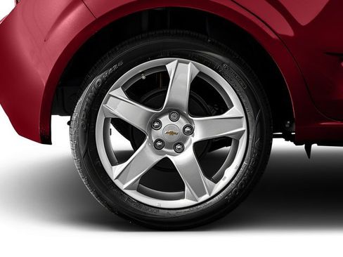 Used 2016 Chevrolet Sonic LT w/ Wheels and Fog Lamp Package FWD image 14