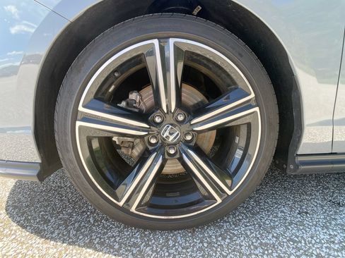 Used 2023 Honda Accord Sport image 11