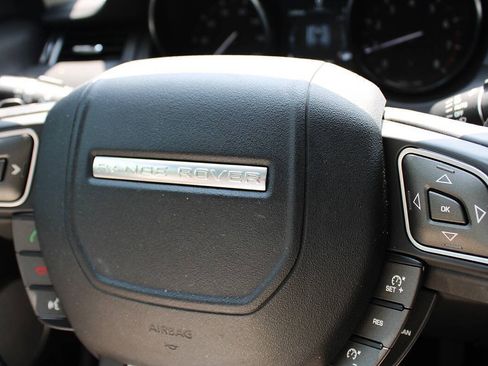 Used 2018 Land Rover Range Rover Evoque SE Premium AWD/4WD image 19