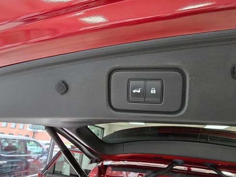 Used 2022 Nissan Pathfinder SL w/ SL Premium Package image 21