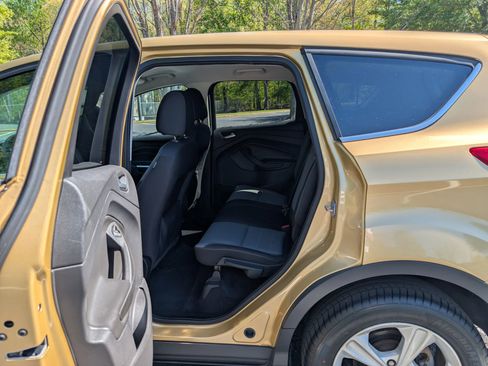 Used 2014 Ford Escape SE image 11