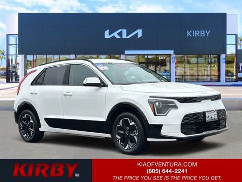 Certified 2024 Kia Niro Wind FWD image 1