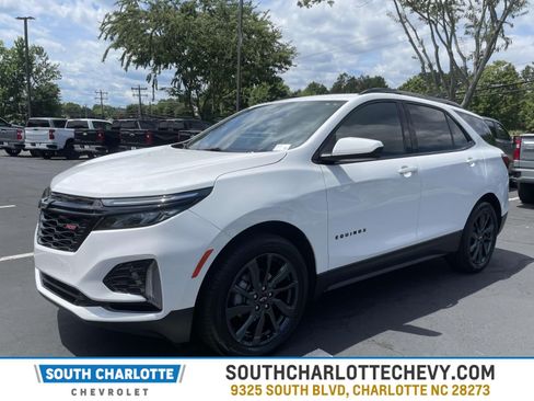 Used 2024 Chevrolet Equinox RS FWD image 1