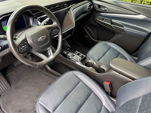 Used 2023 Chevrolet Bolt EUV Premier w/ Sun & Sound Package image 10