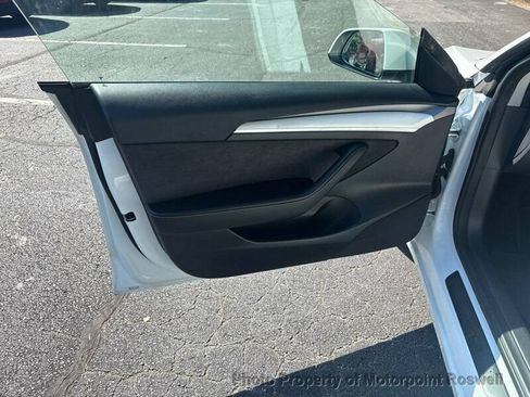 Used 2023 Tesla Model 3 Standard Range RWD image 11
