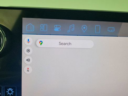 Certified 2025 Chevrolet Traverse LT w/ Driver Confidence Package image 20