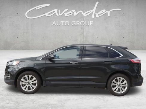 Used 2023 Ford Edge Titanium image 4