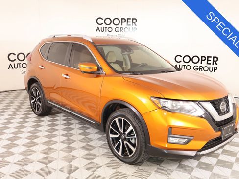 Used 2019 Nissan Rogue SL AWD/4WD image 1