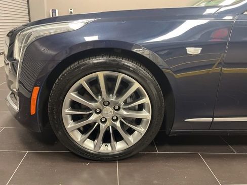 Used 2018 Cadillac CT6 Luxury image 17
