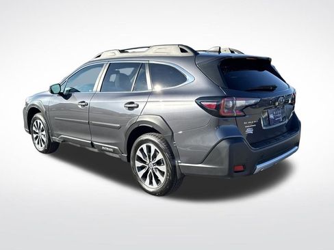 Used 2025 Subaru Outback Limited w/ Popular Package #2 image 3