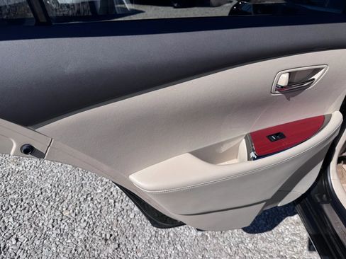 Used 2011 Lexus ES 350 FWD image 19