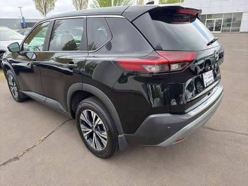 Used 2022 Nissan Rogue SV AWD/4WD image 5