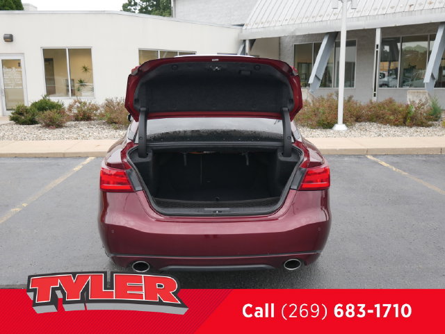 Used 2016 Nissan Maxima 3.5 SL w/ Interior Lighting Package FWD image 16