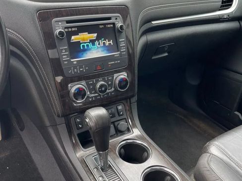 Used 2015 Chevrolet Traverse LT AWD/4WD image 19