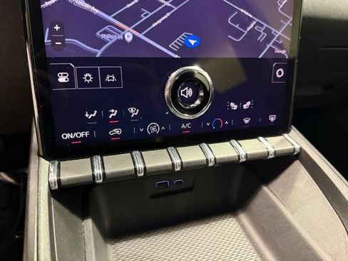 Certified 2025 GMC Terrain Elevation AWD/4WD image 19