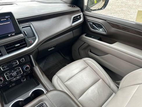 Used 2021 Chevrolet Suburban Z71 AWD/4WD image 24