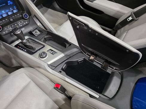 Used 2019 Chevrolet Corvette Stingray Convertible w/ 2LT Preferred Equipment Group RWD image 26